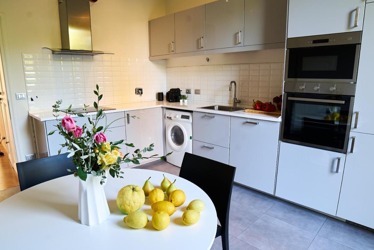 Chic Apt In Villa - Dolcevita Holiday Florencia Exterior foto