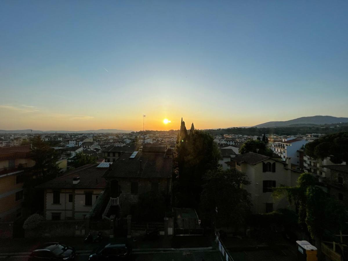 Chic Apt In Villa - Dolcevita Holiday Florencia Exterior foto